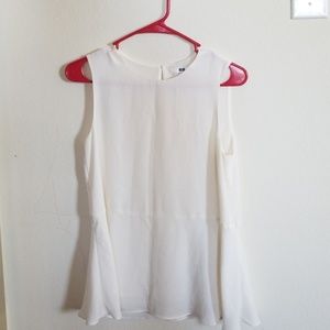 Uniqlo sleeveless blouse